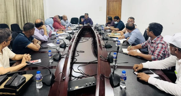 ডাকসু ও হল সংসদ নির্বাচন ২০২৫: অংশীজনদের সুপারিশ পর্যালোচনা রিটার্নিং কর্মকর্তাদের